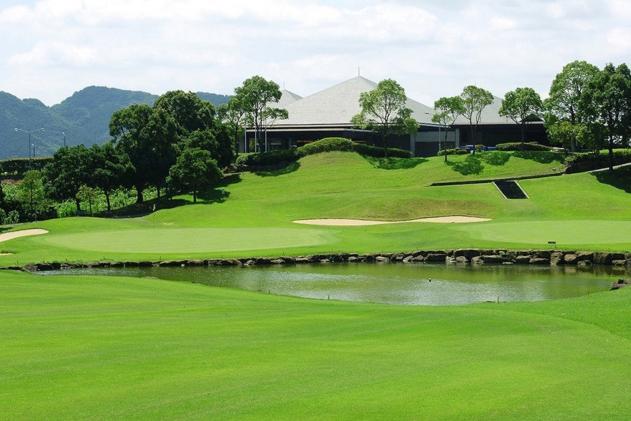 福岡県鞍手町のふるさと納税 ムーンレイクゴルフクラブ鞍手コース ゴルフ場割引券 3000円分 《30日以内に出荷予定(土日祝除く)》